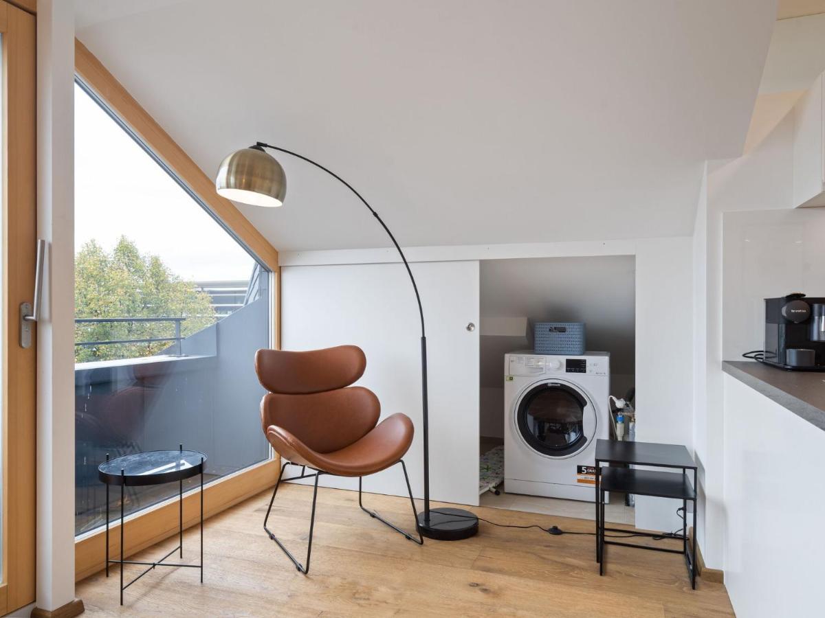 Sophisticated Apartment In Bregenz With Balcony Exterior foto